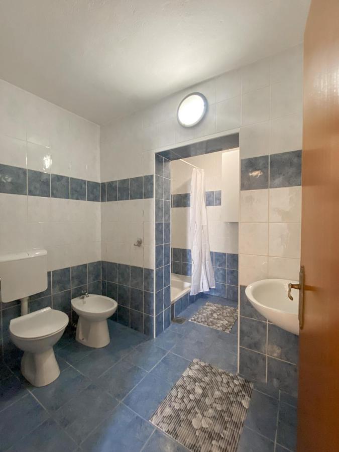 Apartment Dado Макарска Екстериор снимка