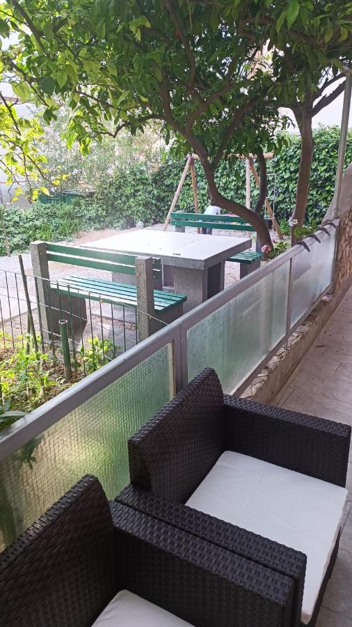 Apartment Dado Макарска Екстериор снимка