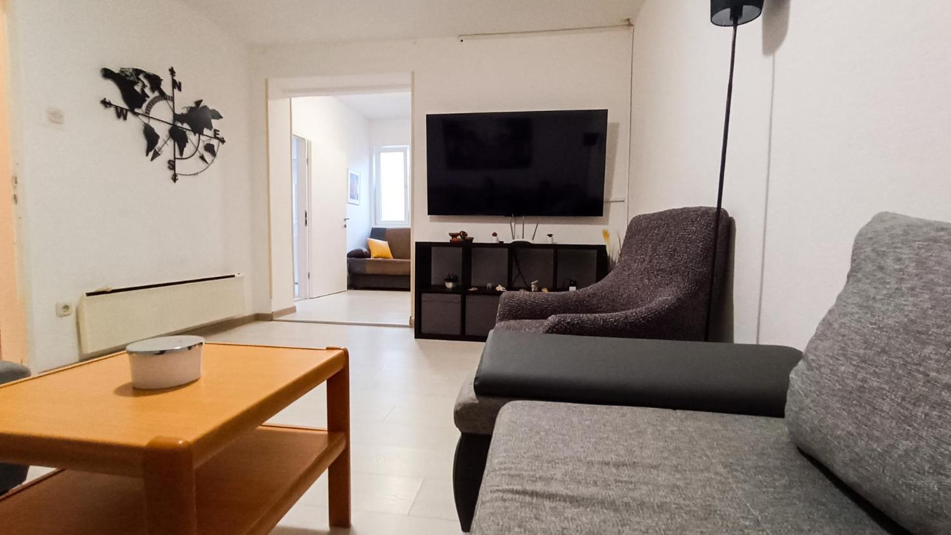 Apartment Dado Макарска Екстериор снимка